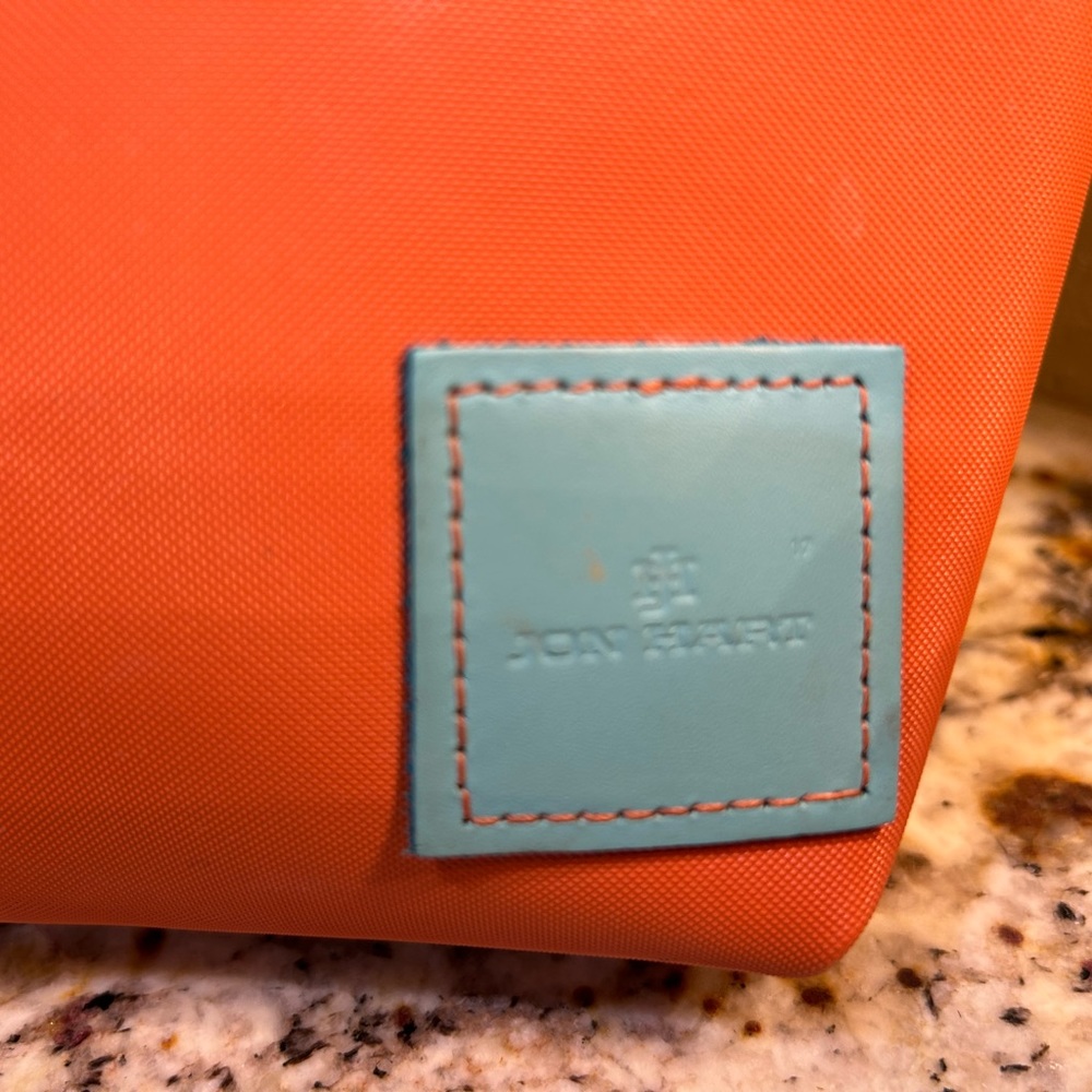 Jon Hart large/ grande makeup zipper pull bag with Crown details. - Picture 9 of 15